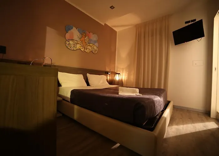 Hotell Santa Lucia 3*