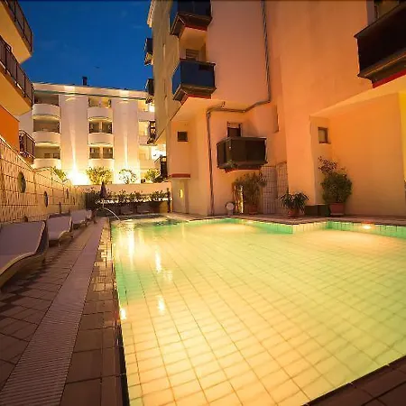 Santa Lucia 3*