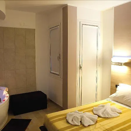 Santa Lucia 3* Μπιμπιόνε