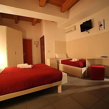فندق Santa Lucia 3*