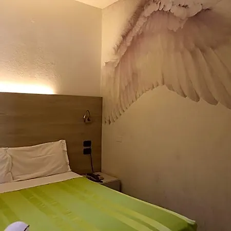 Santa Lucia 3* Μπιμπιόνε