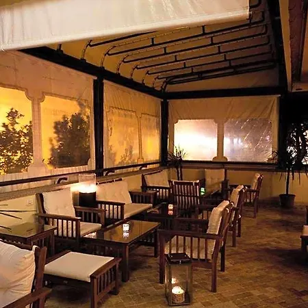 فندق Santa Lucia 3*